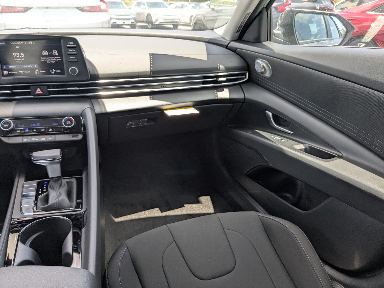 2025 Hyundai ELANTRA HYBRID - Photo 15