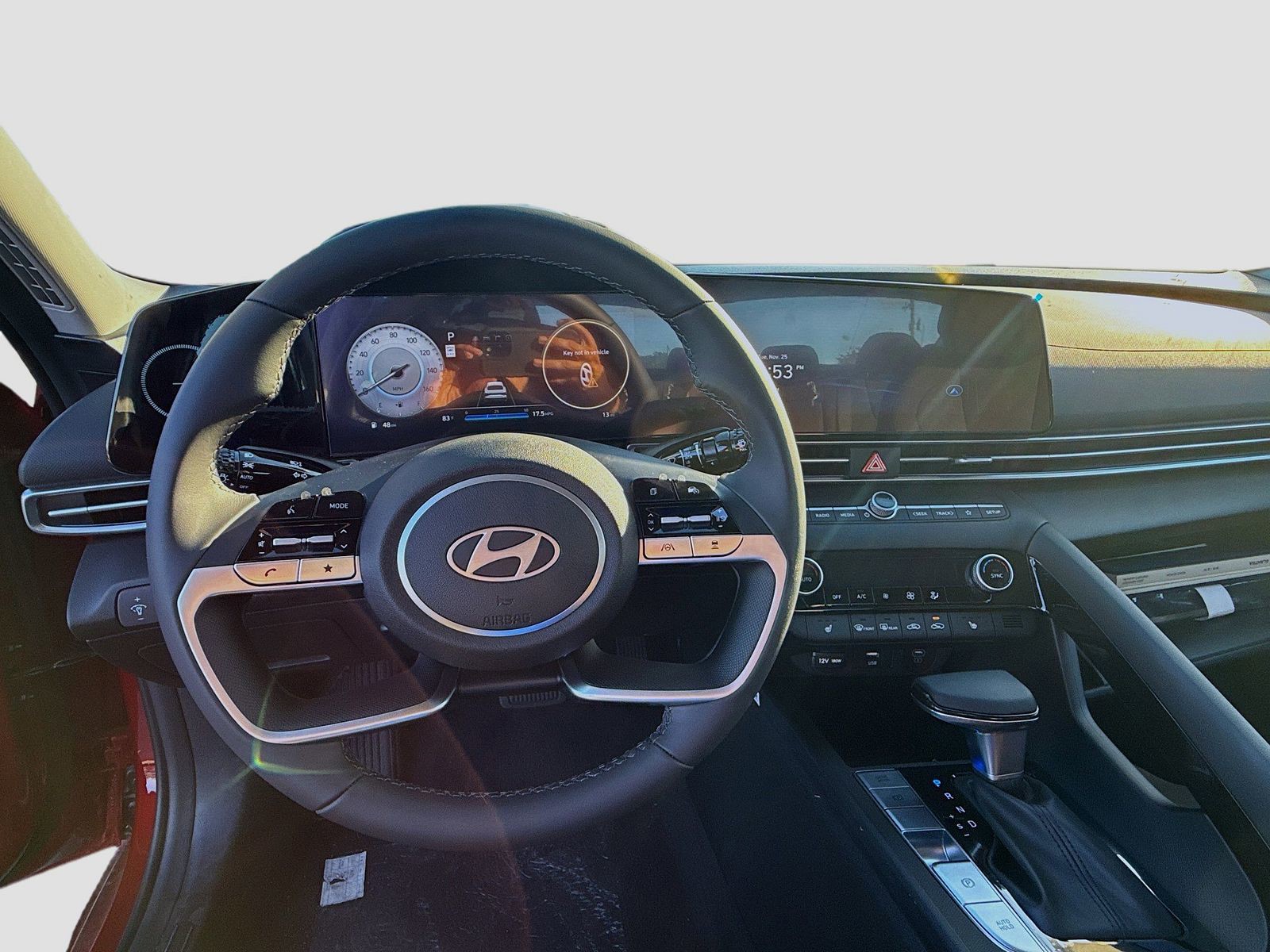 2025 Hyundai ELANTRA - Photo 8