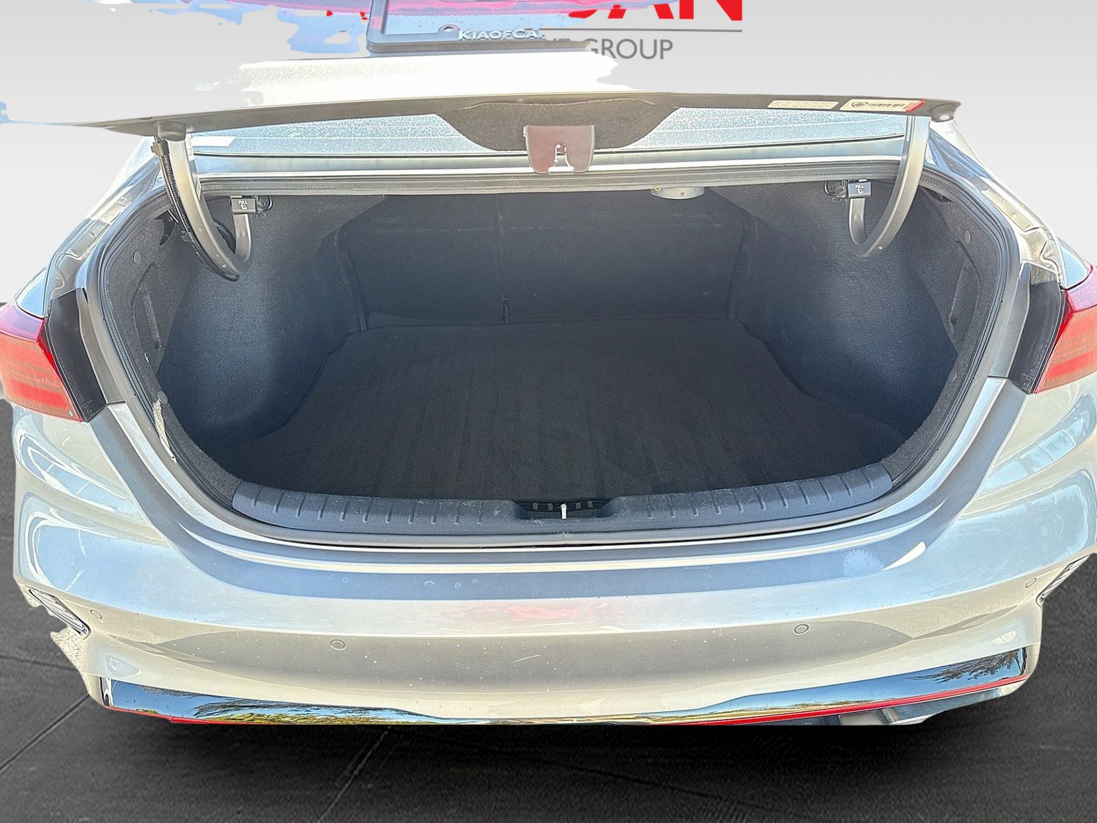 2023 Kia Forte - Photo 10