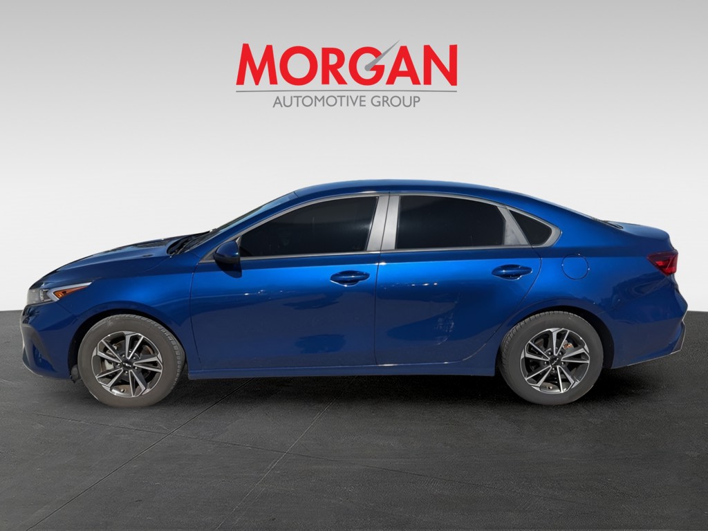 2023 Kia Forte - Photo 7