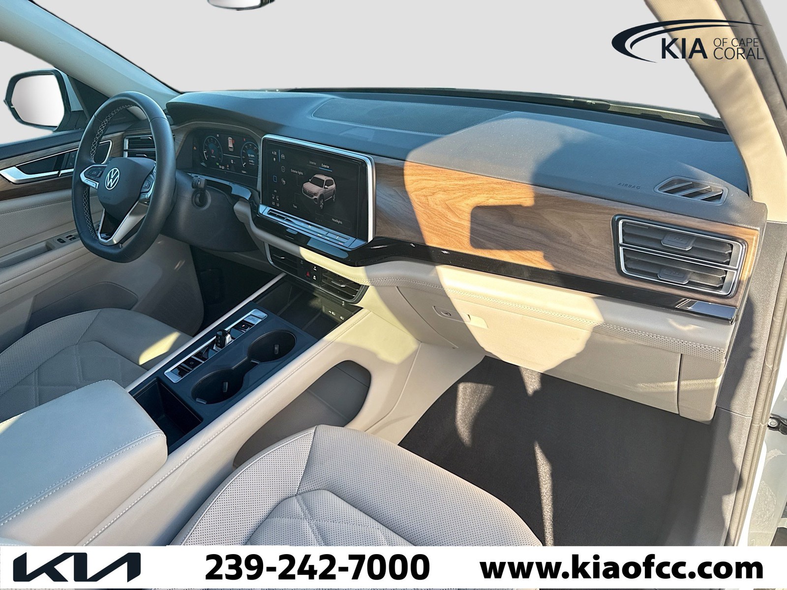 2024 Volkswagen Atlas - Photo 13