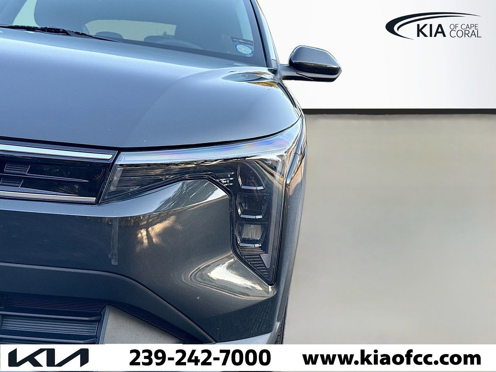 2025 Kia K4 - Photo 2