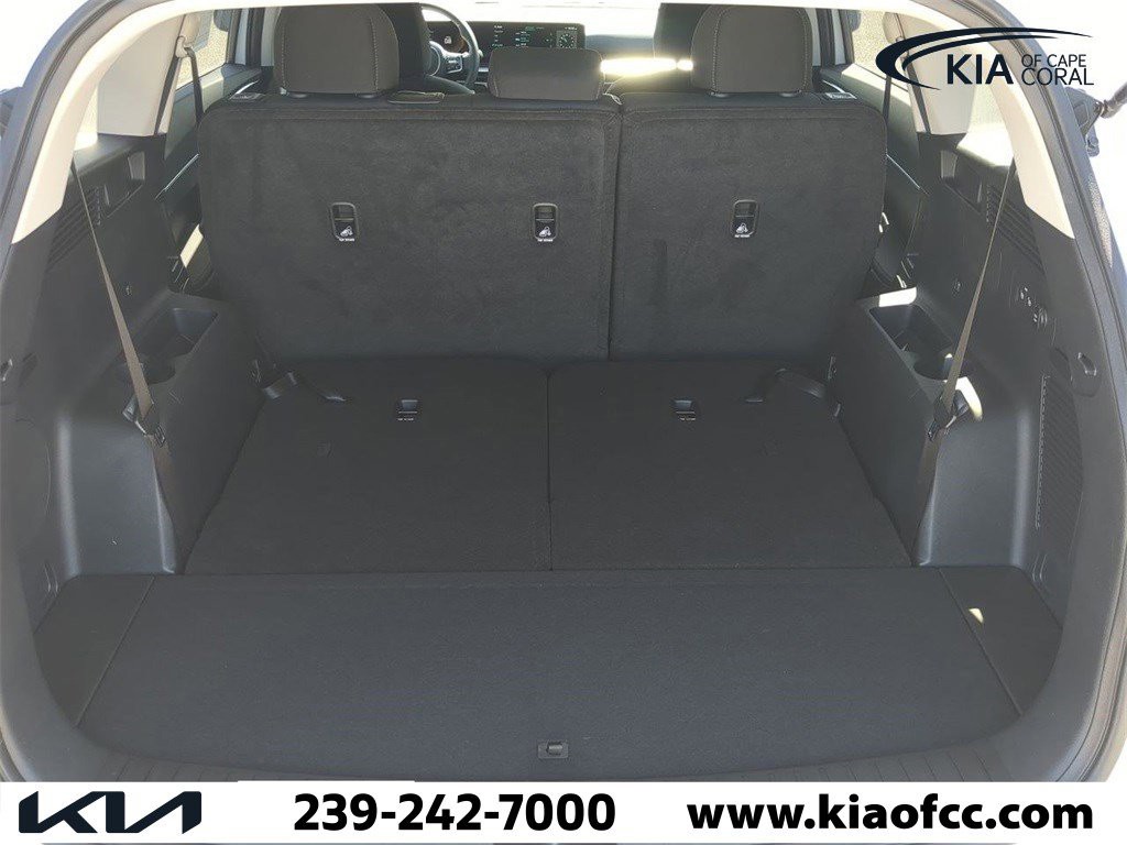 2025 Kia Sorento - Photo 13