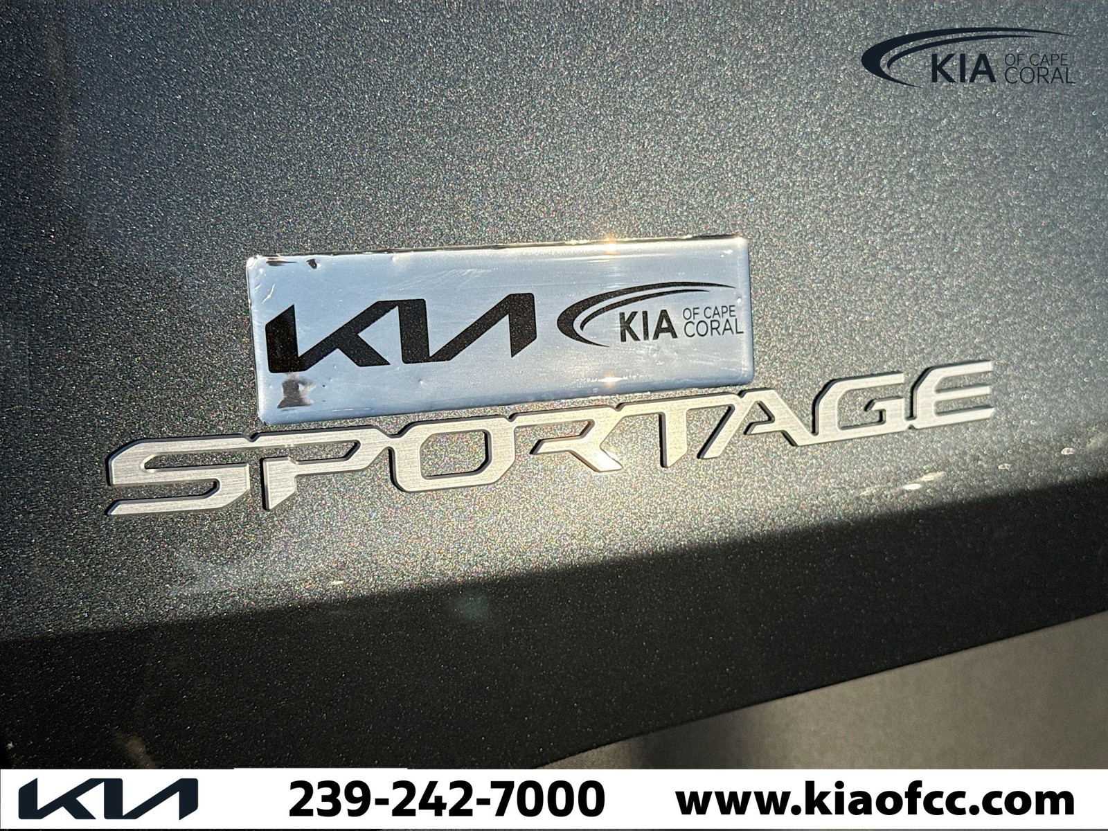 2025 Kia Sportage - Photo 3