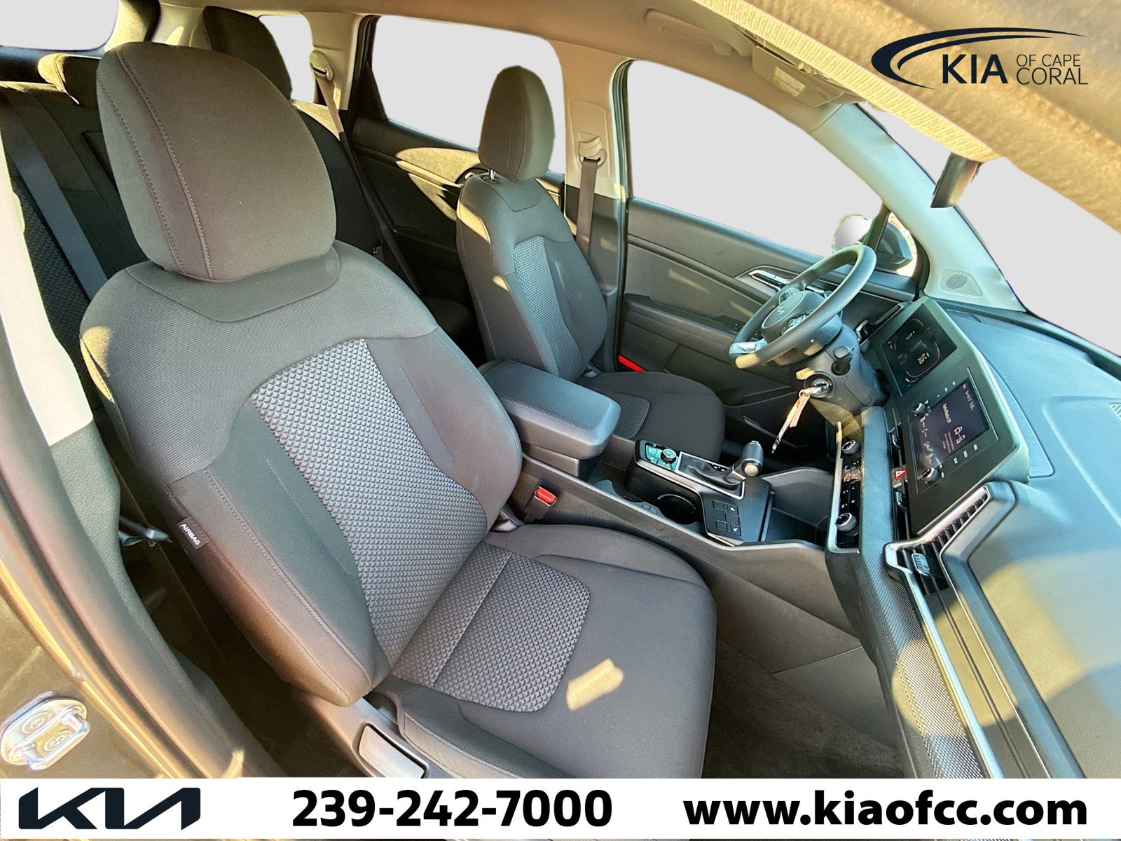 2025 Kia Sportage - Photo 14