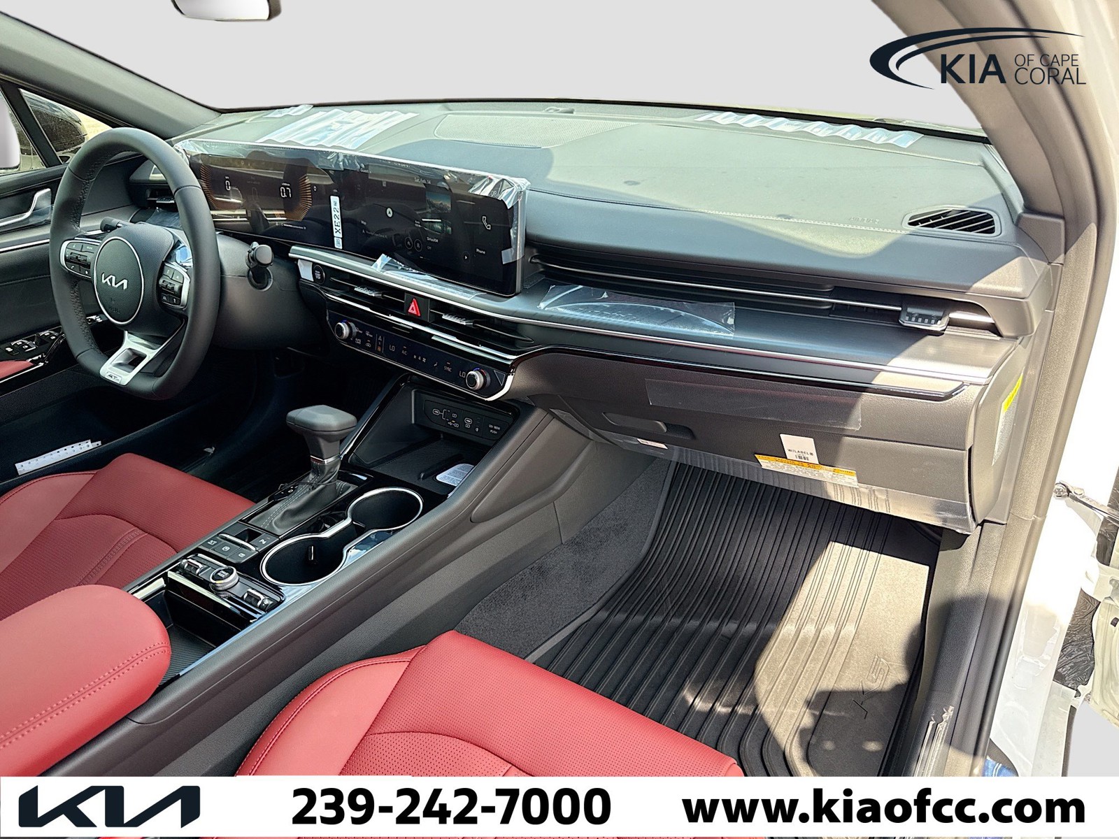 2026 Kia K5 - Photo 13
