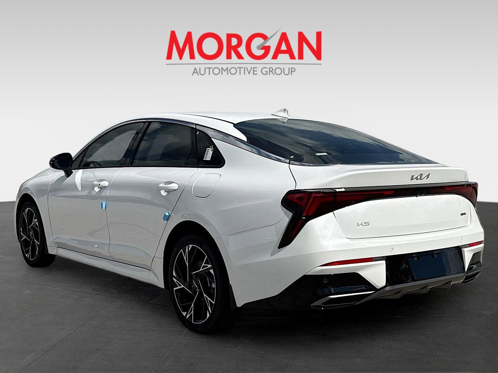 2026 Kia K5 - Photo 3