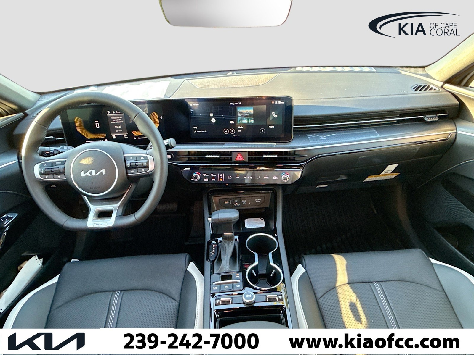 2026 Kia K5 - Photo 14