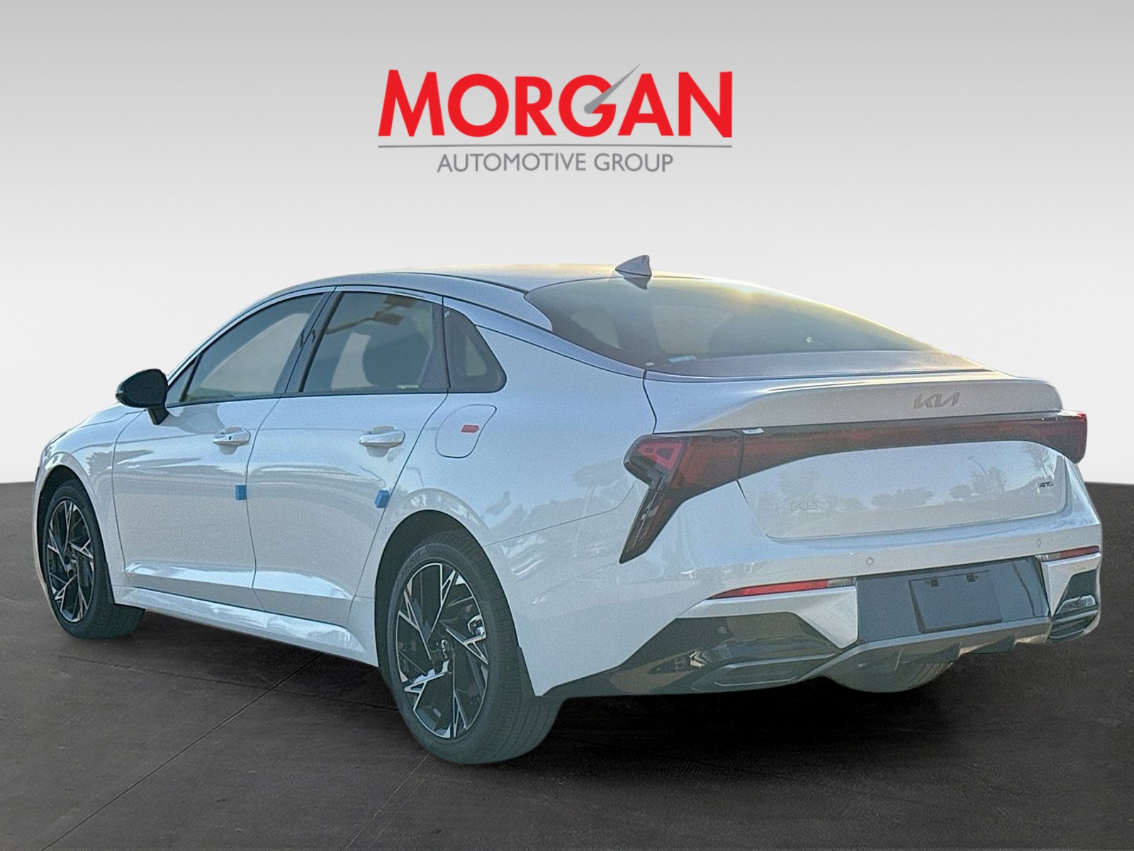 2026 Kia K5 - Photo 4
