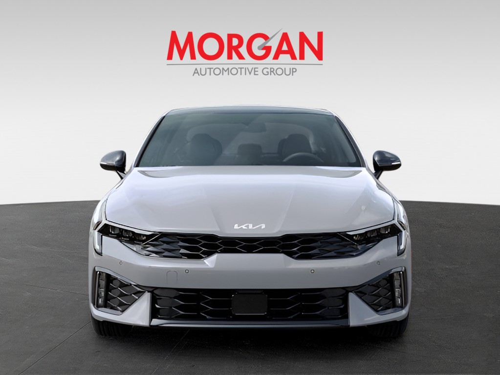 2026 Kia K5 - Photo 3