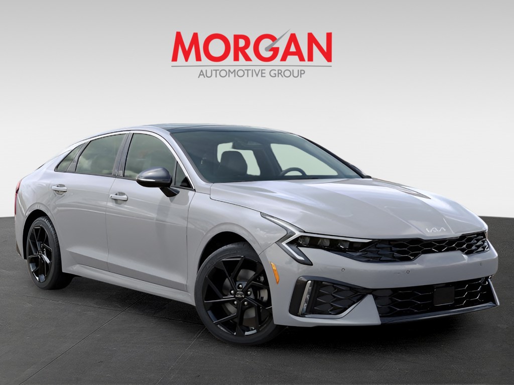 2026 Kia K5 - Photo 2