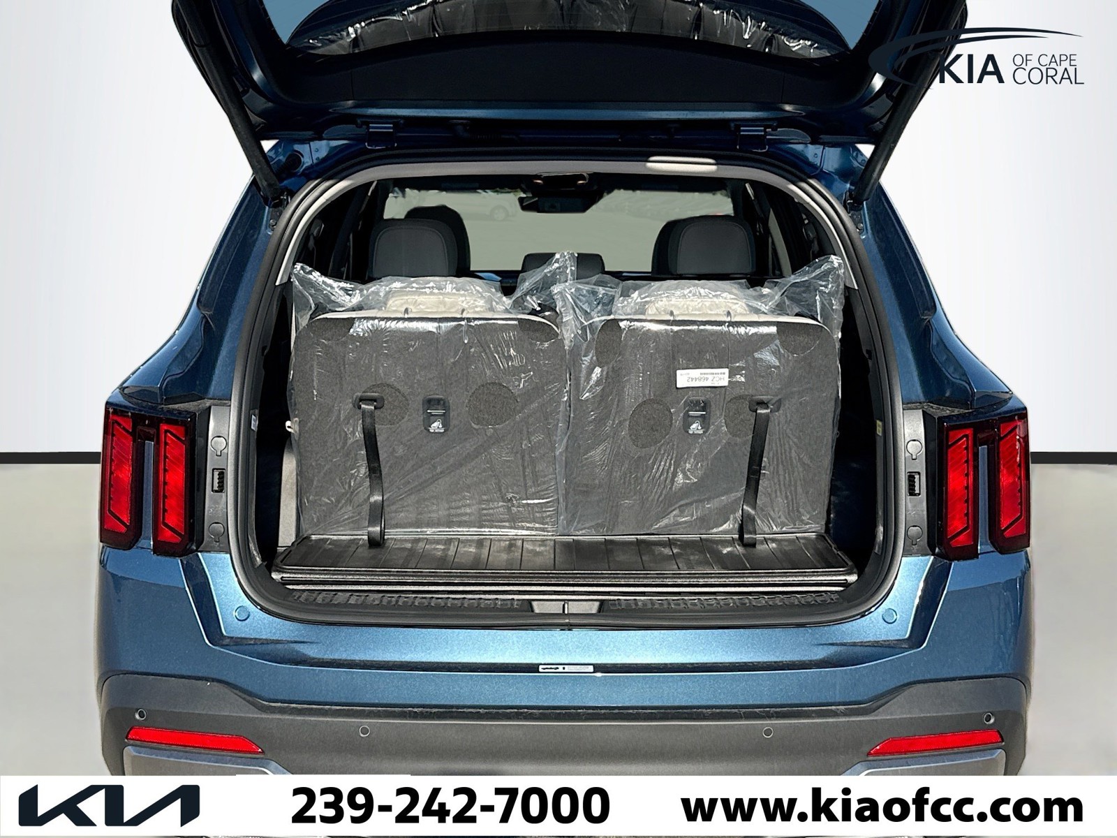 2026 Kia Sorento Hybrid - Photo 13