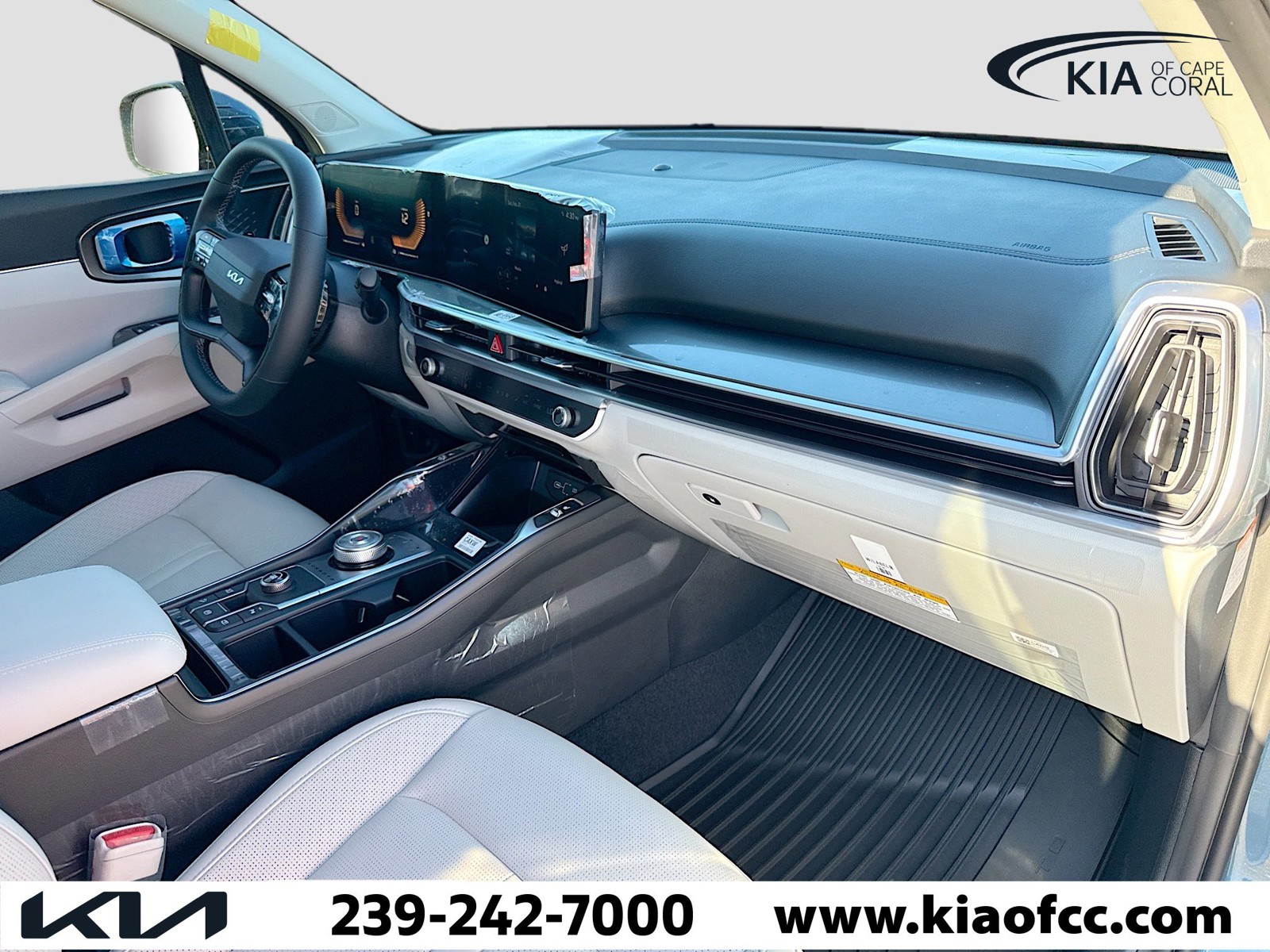 2026 Kia Sorento Hybrid - Photo 14