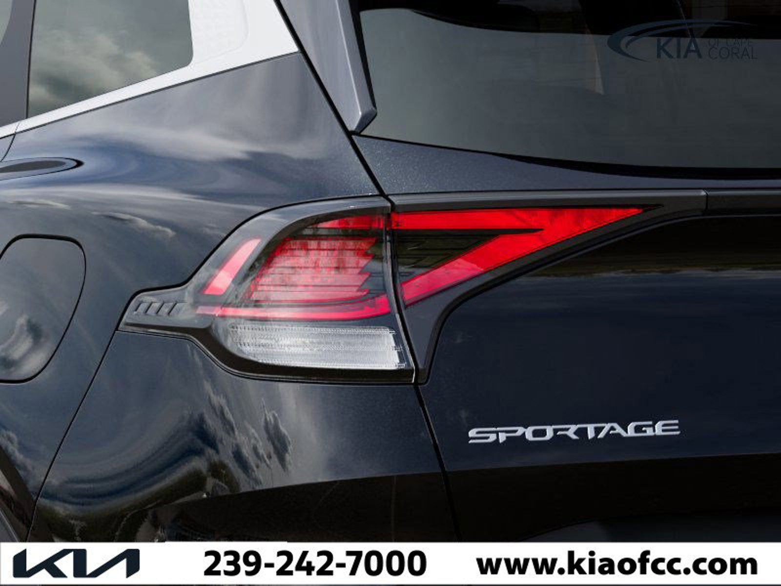 2025 Kia Sportage Hybrid - Photo 12