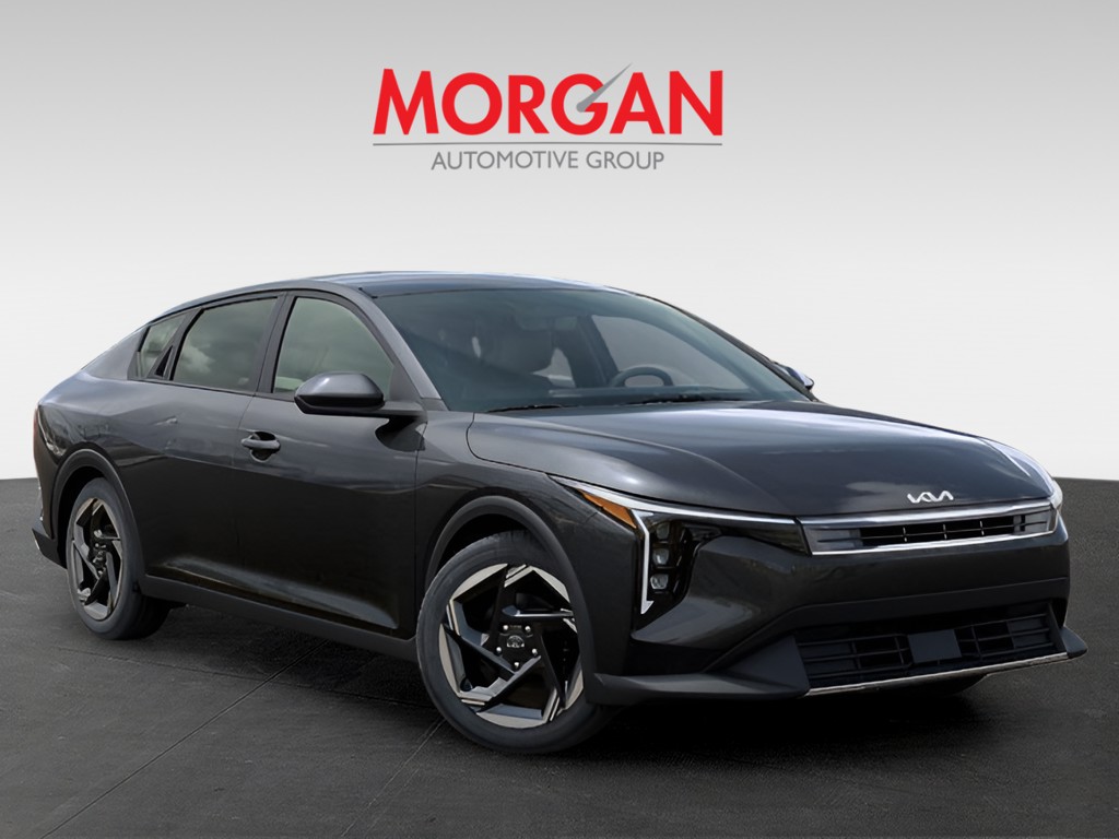 2025 Kia K4 - Photo 2