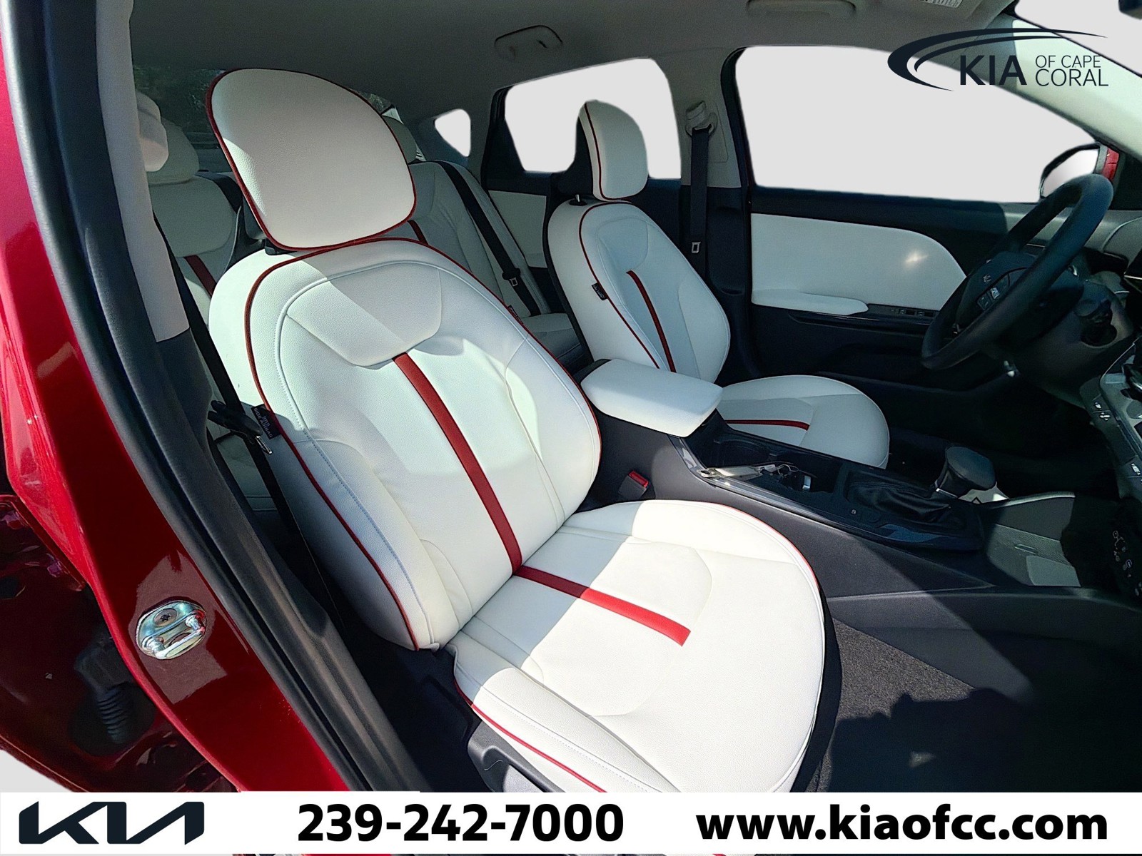 2025 Kia K4 - Photo 7