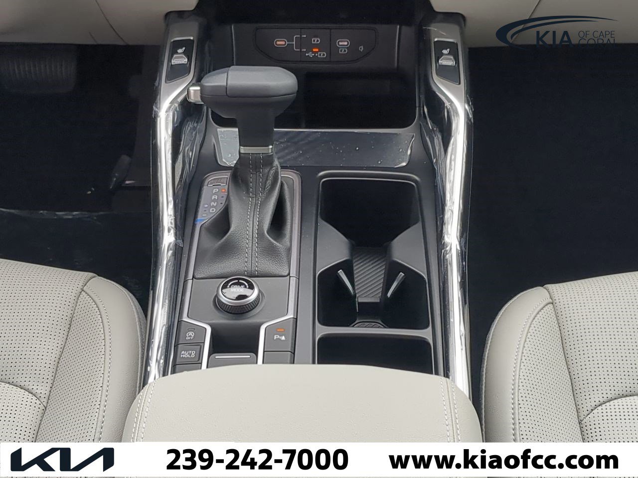 2025 Kia Sorento - Photo 18