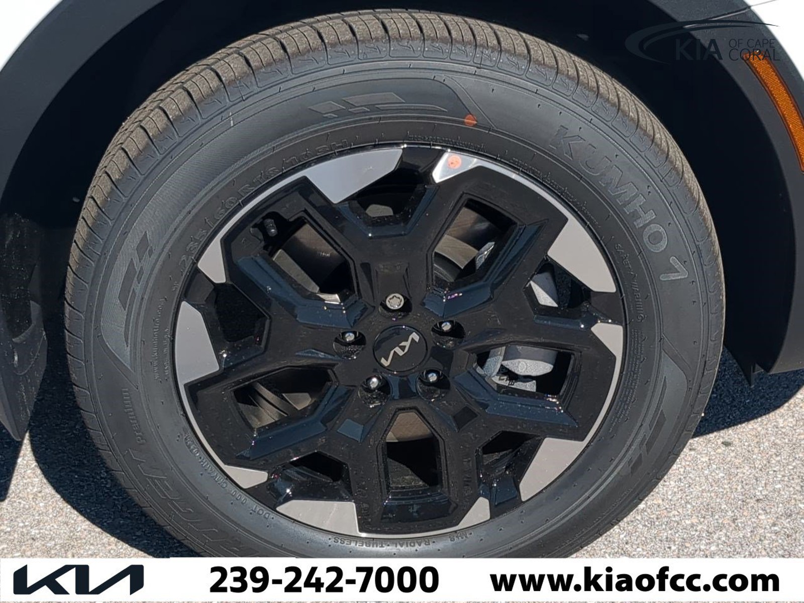 2025 Kia Sorento - Photo 11
