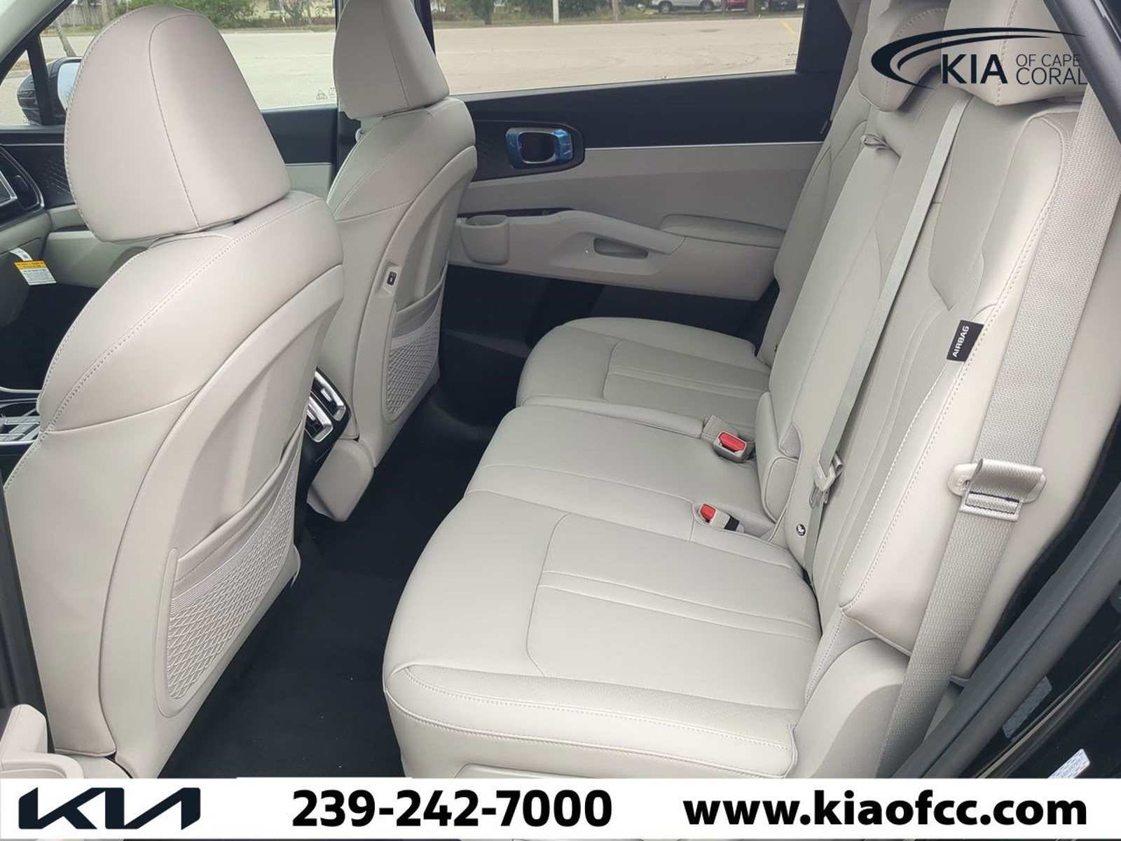2025 Kia Sorento - Photo 13