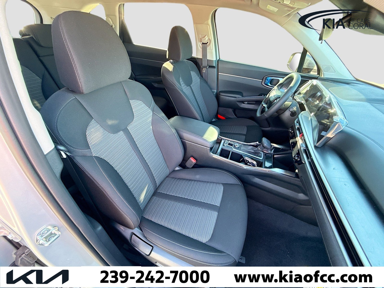 2026 Kia Sorento - Photo 14