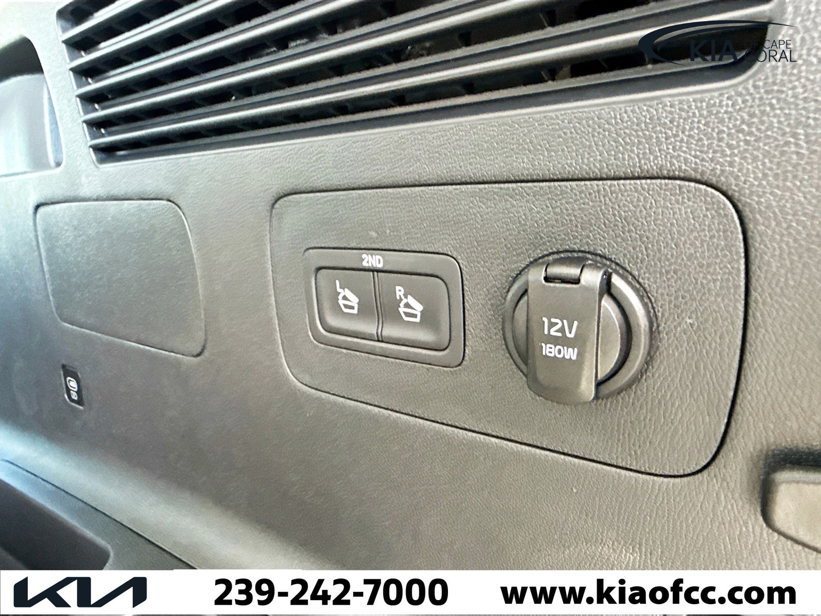 2026 Kia Sorento - Photo 13