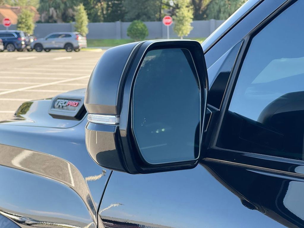 2024 Toyota Tundra 4WD - Photo 10