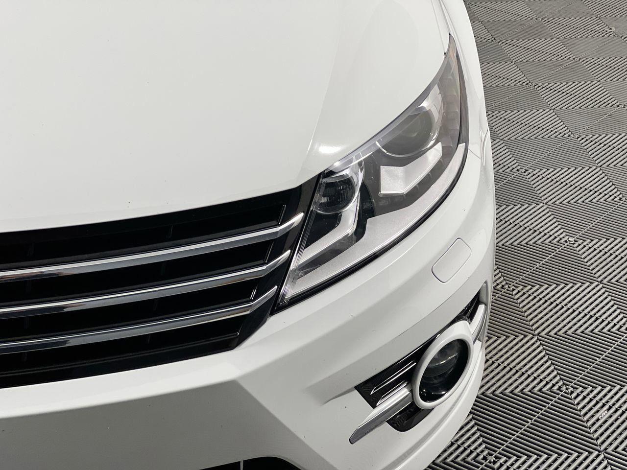 2017 Volkswagen CC - Photo 9