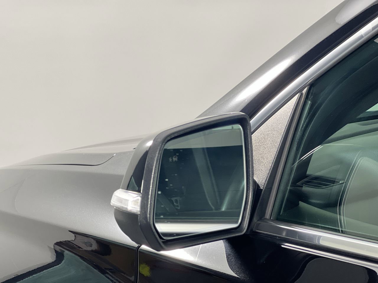 2022 Chevrolet Traverse - Photo 11