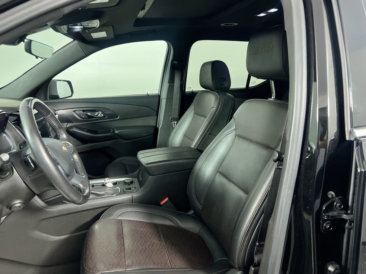 2022 Chevrolet Traverse - Photo 13