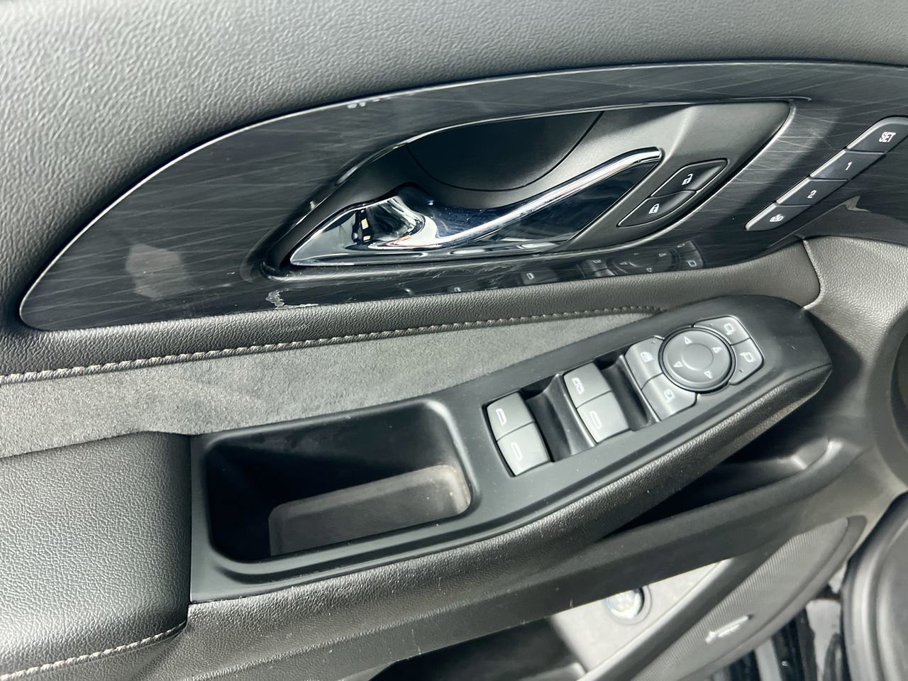 2022 Chevrolet Traverse - Photo 15