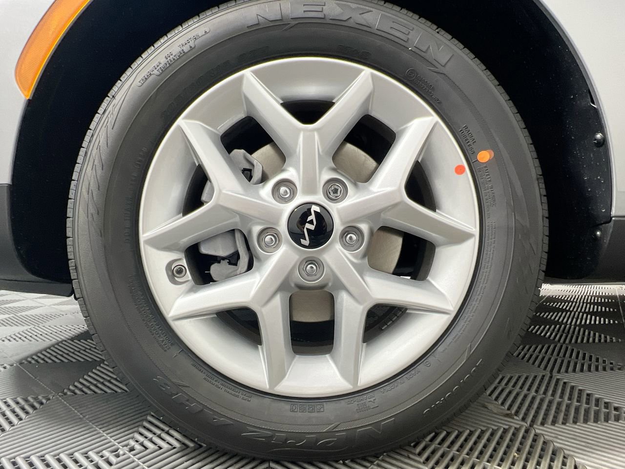 2024 Kia Soul - Photo 11
