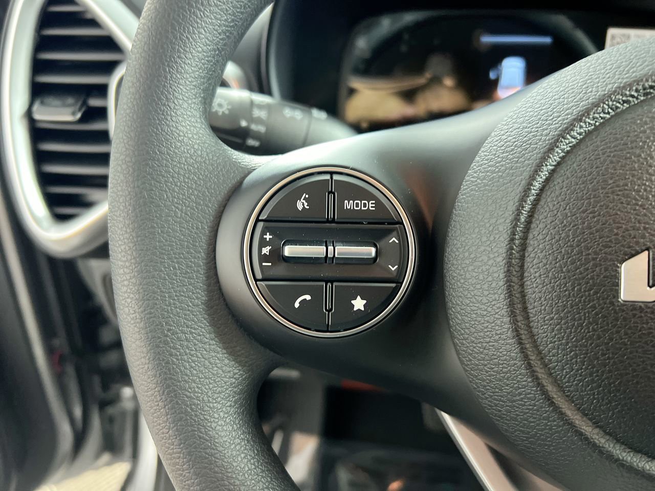 2024 Kia Soul - Photo 15