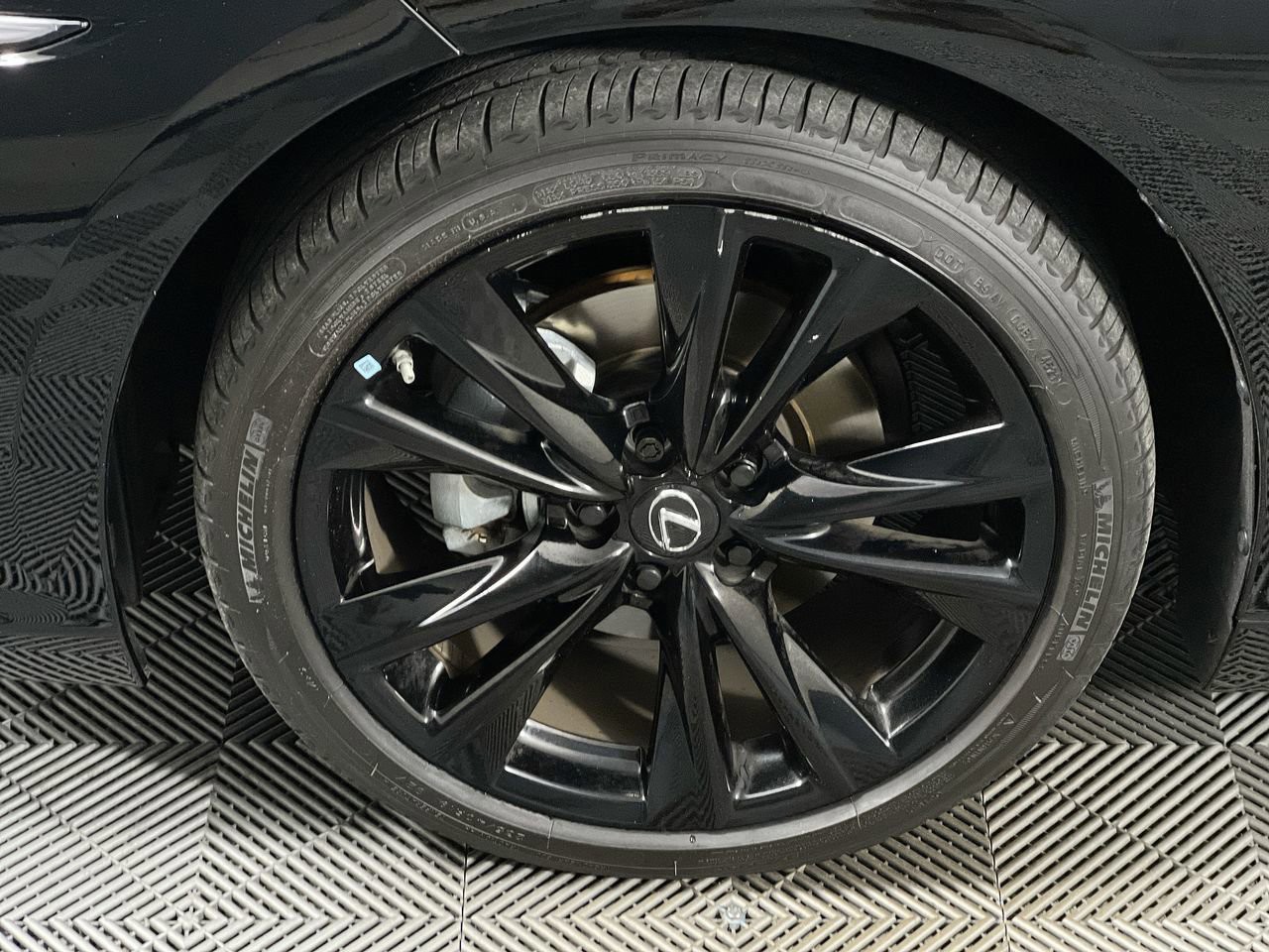 2022 Lexus ES - Photo 11