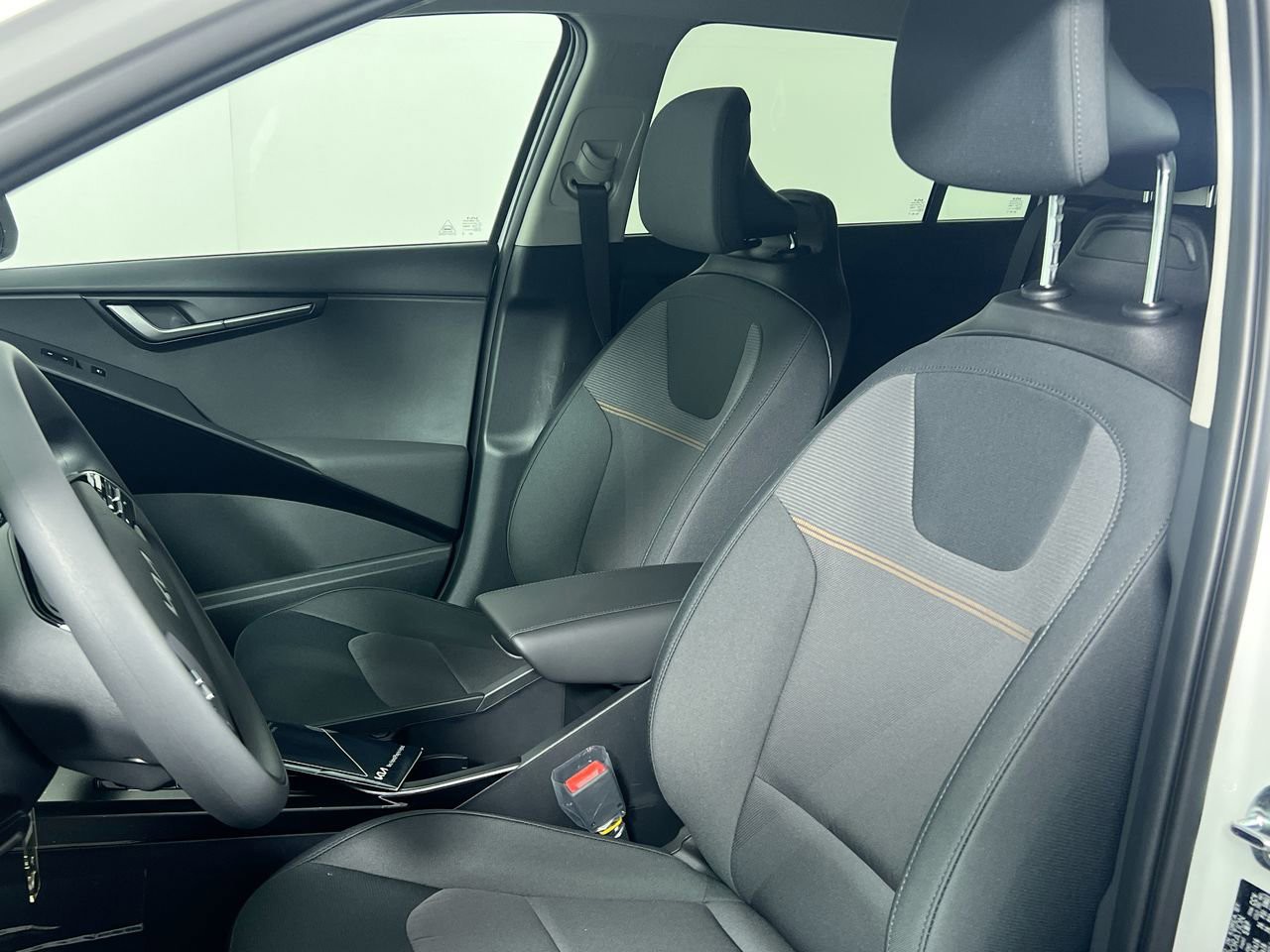 2026 Kia Niro - Photo 14