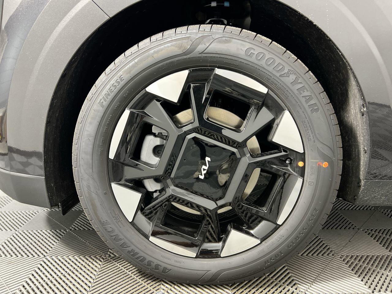 2026 Kia Carnival - Photo 13