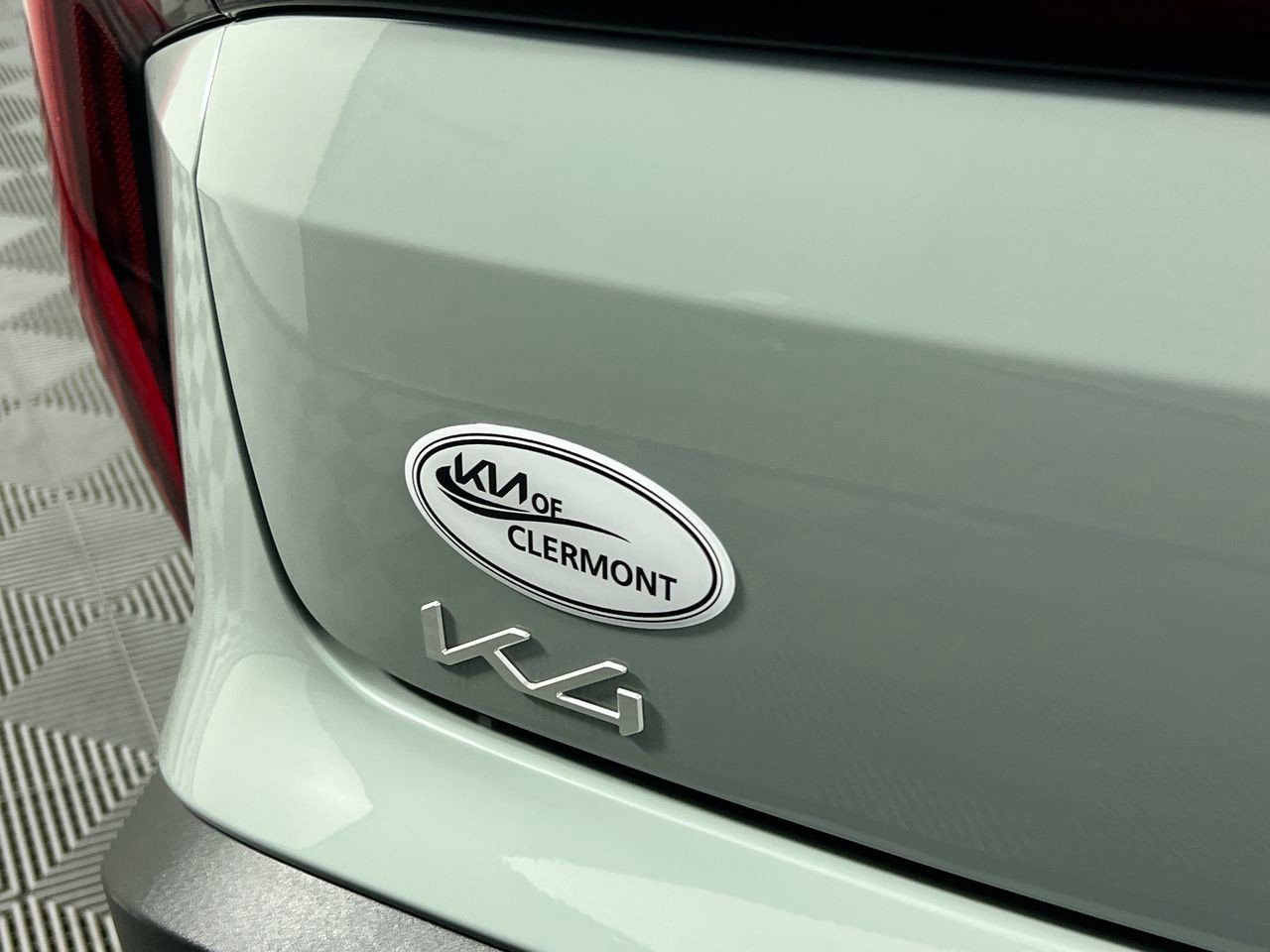 2025 Kia K4 - Photo 9