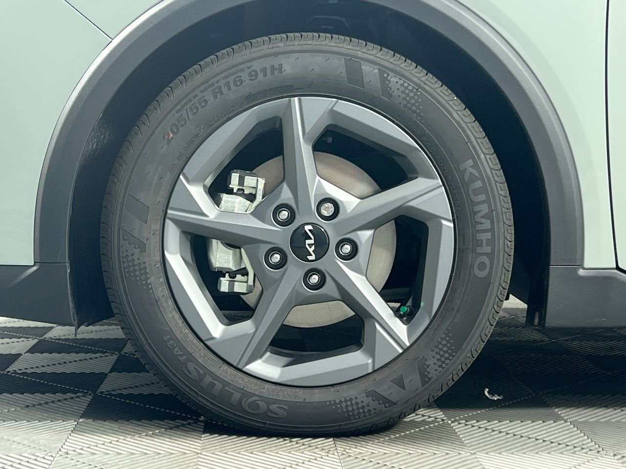 2025 Kia K4 - Photo 12