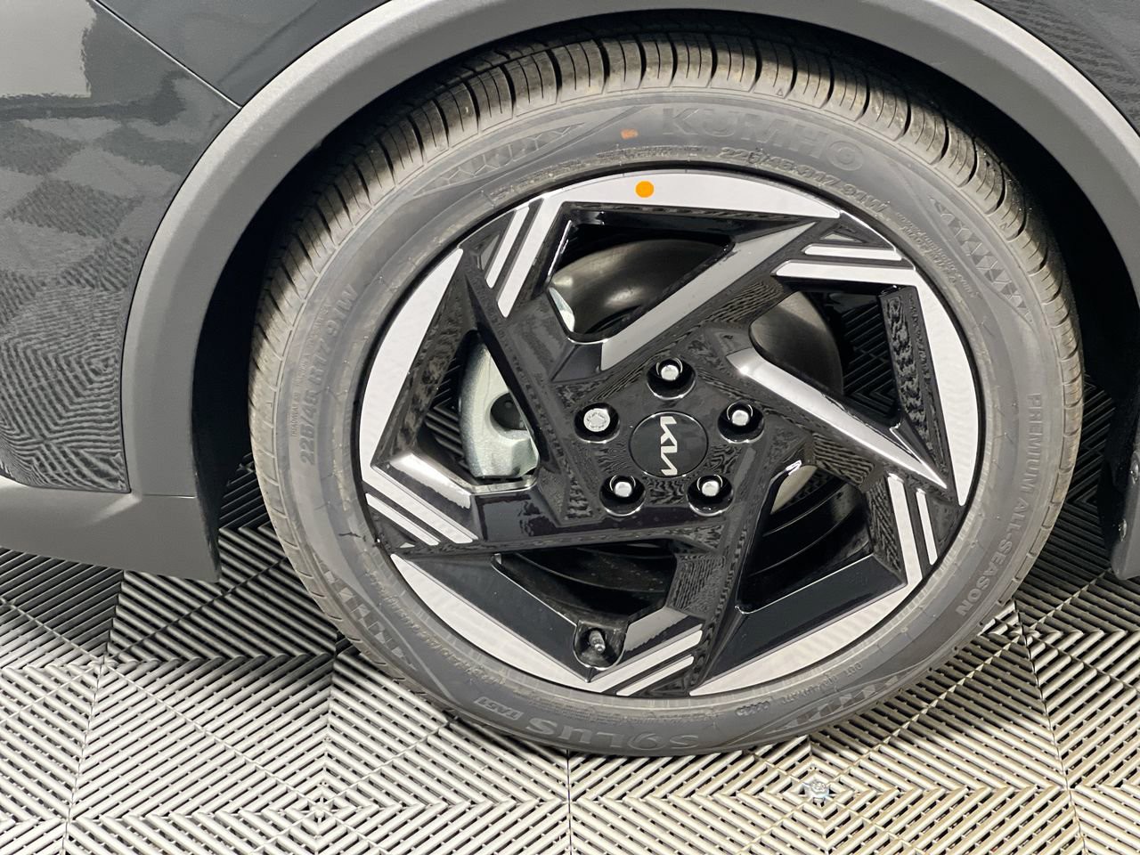 2025 Kia K4 - Photo 12
