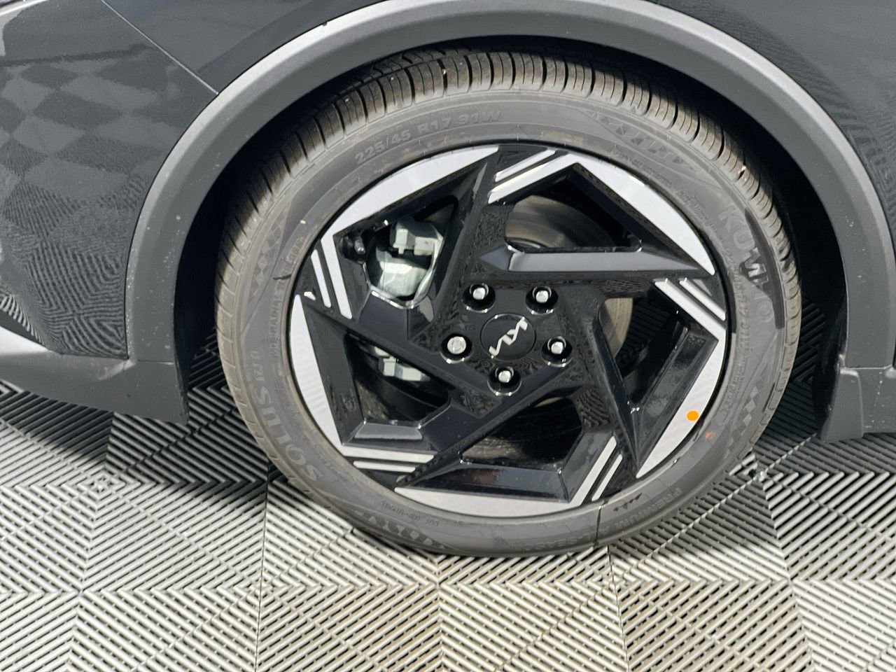 2025 Kia K4 - Photo 12