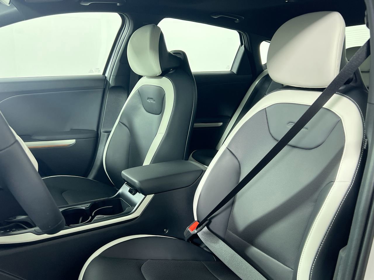 2026 Kia K4 - Photo 14