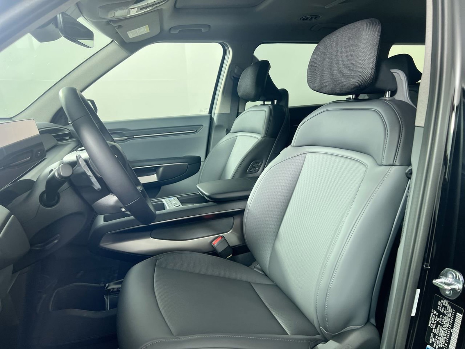 2026 Kia EV9 - Photo 14
