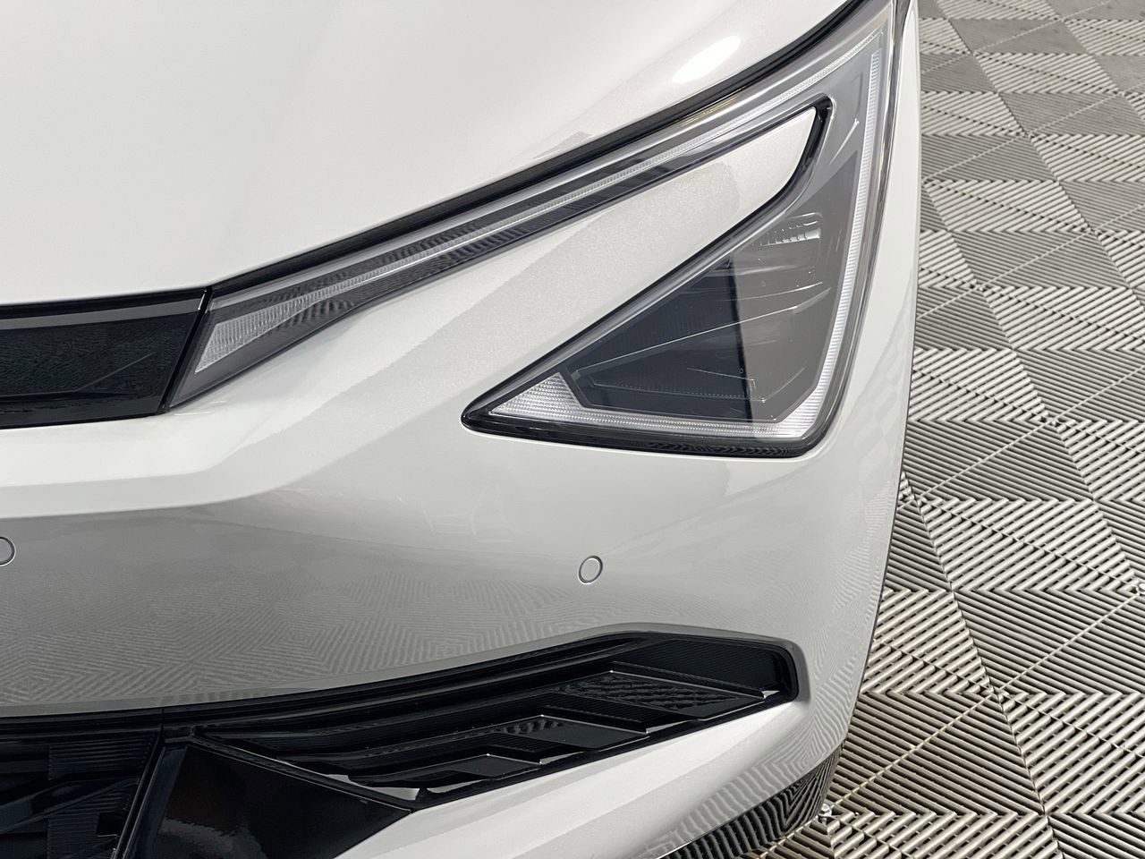 2025 Kia EV6 - Photo 9