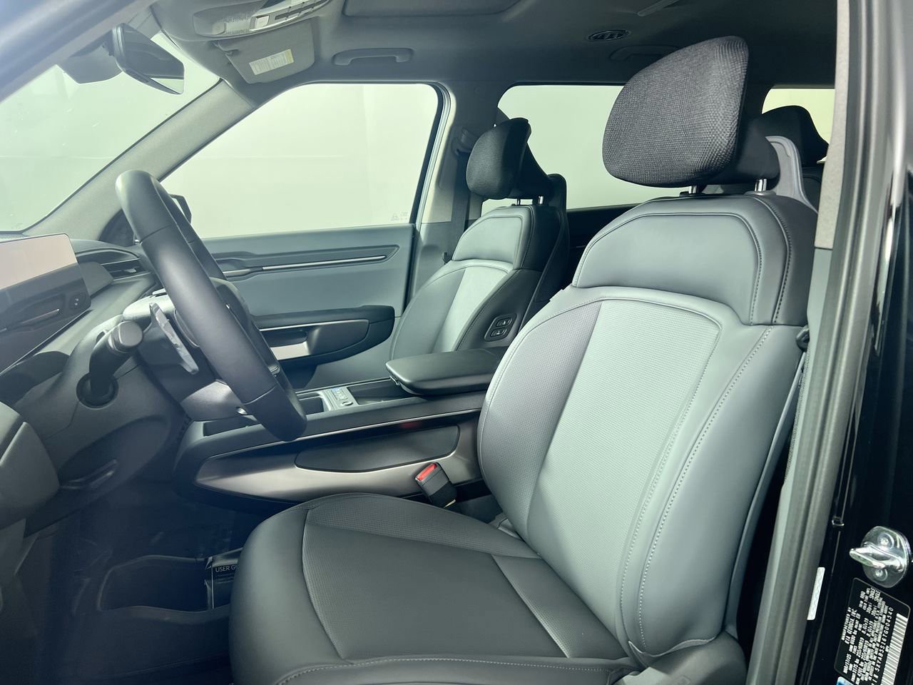 2026 Kia EV9 - Photo 14