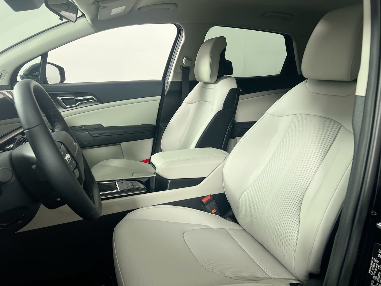 2026 Kia Sportage - Photo 14