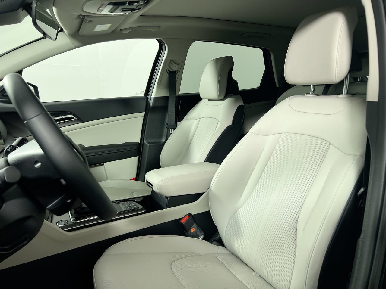 2026 Kia Sportage - Photo 13