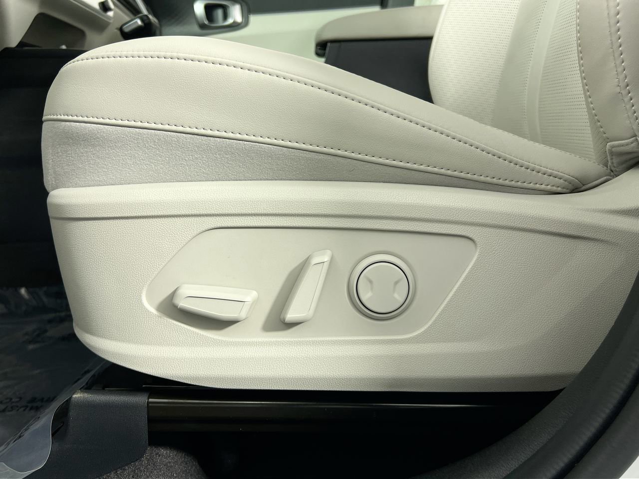 2026 Kia Sorento - Photo 15