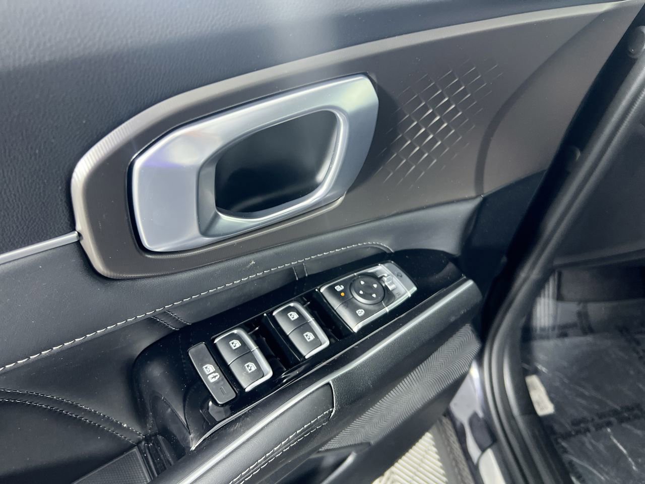 2026 Kia Sorento - Photo 14