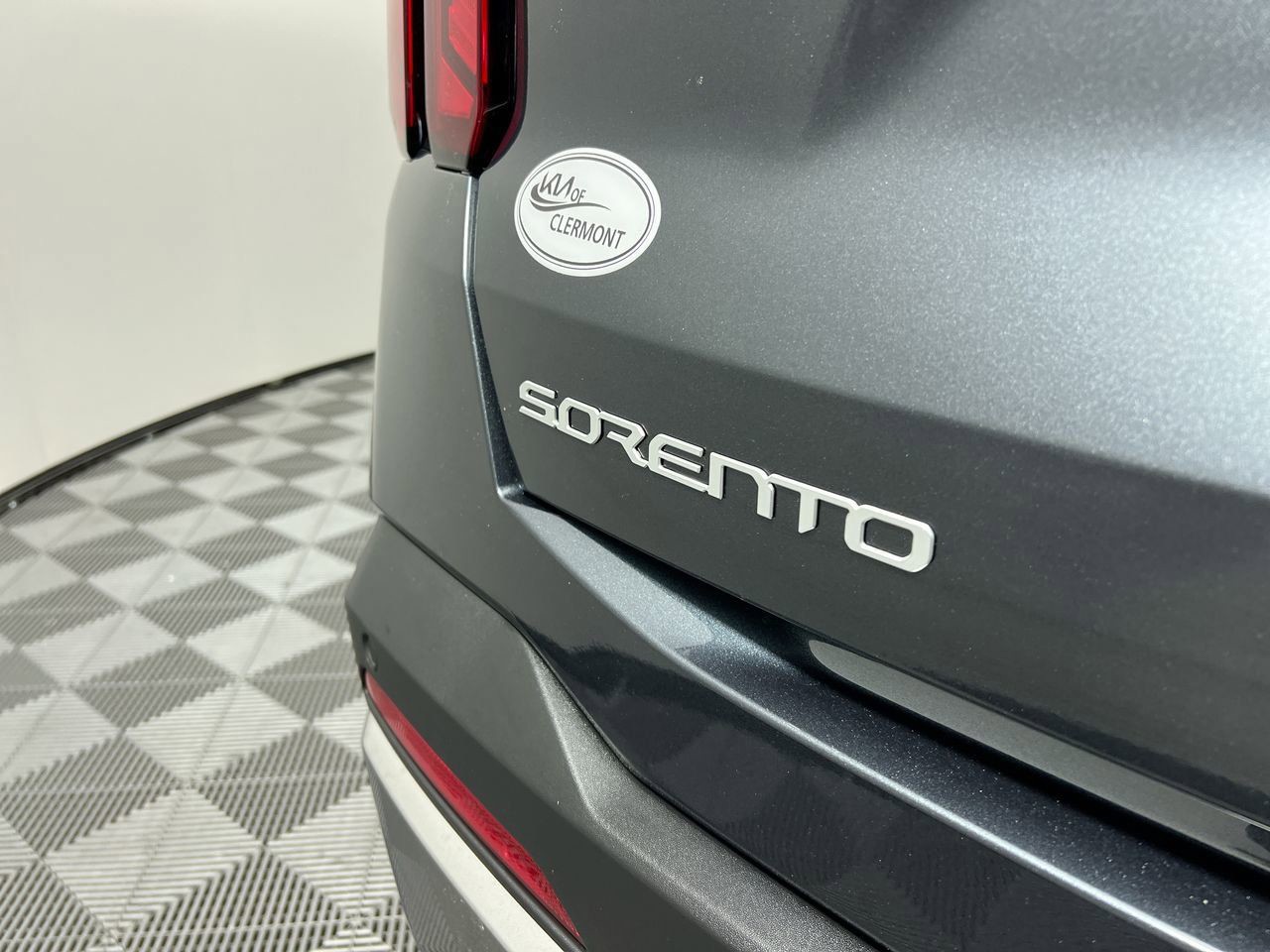 2026 Kia Sorento - Photo 9
