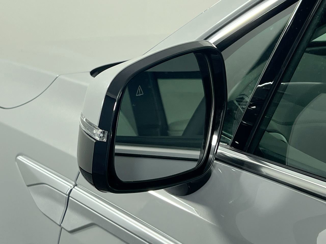 2026 Kia Sorento - Photo 12