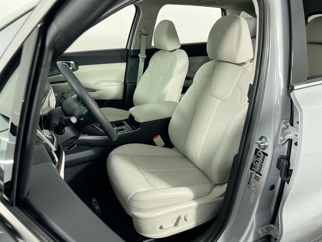 2026 Kia Sorento - Photo 14